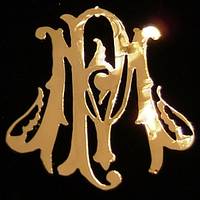 Geschirrmonogramm